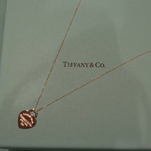 Return to Tiffany & Co small Sterling Silver Heart Pendant